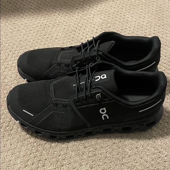 Men’s On Cloud Running Black Athletic Shoes SZ 11 /5 Worn Once - Picture 2 of 7
